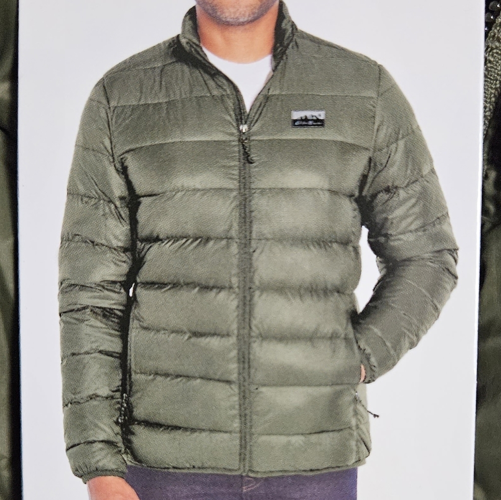 NWT Men's Eddie Bauer small puffer jacket